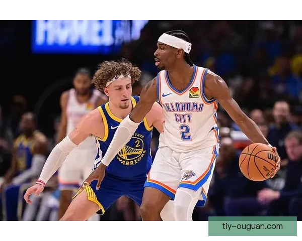 亚历山大连续127场20+打破张伯伦纪录